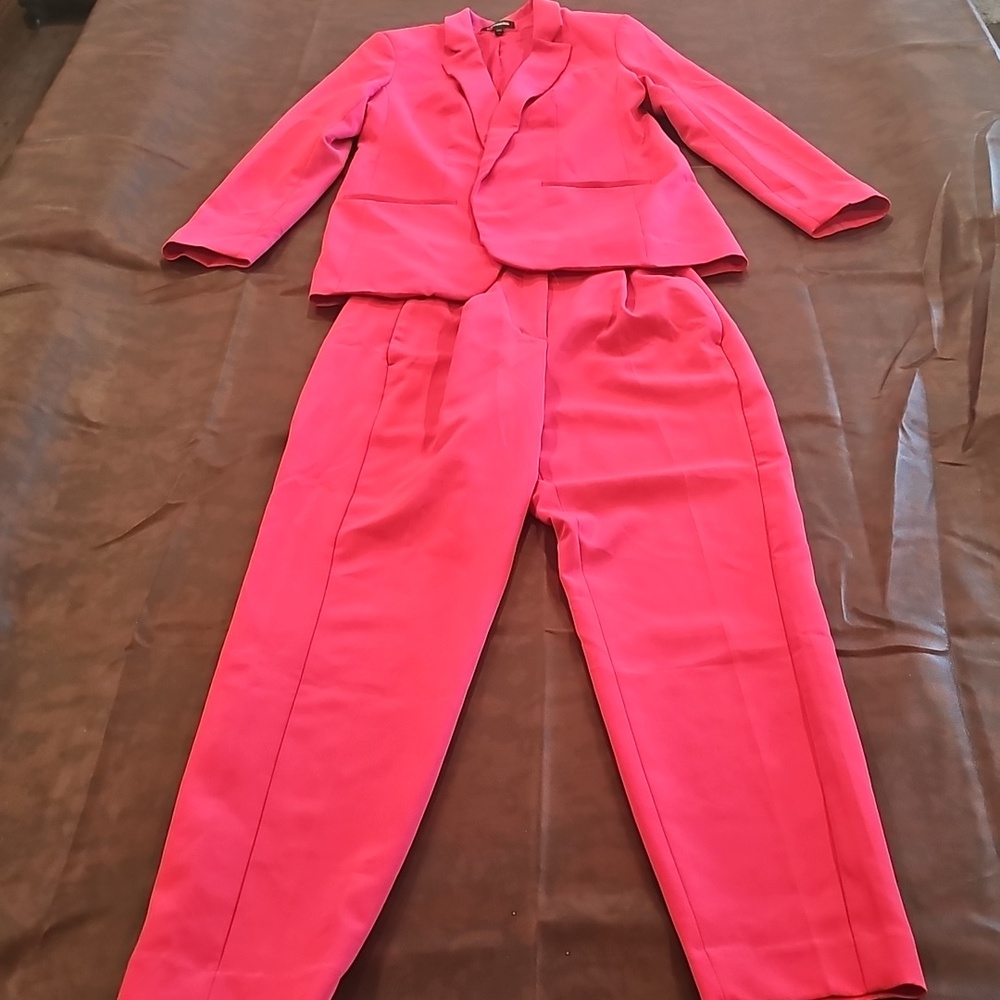 N Pink Express Suit Sz Small - Picture 2 of 8